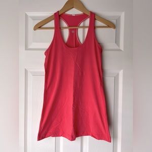 Lululemon racerback tank top, size 6, very good condition!